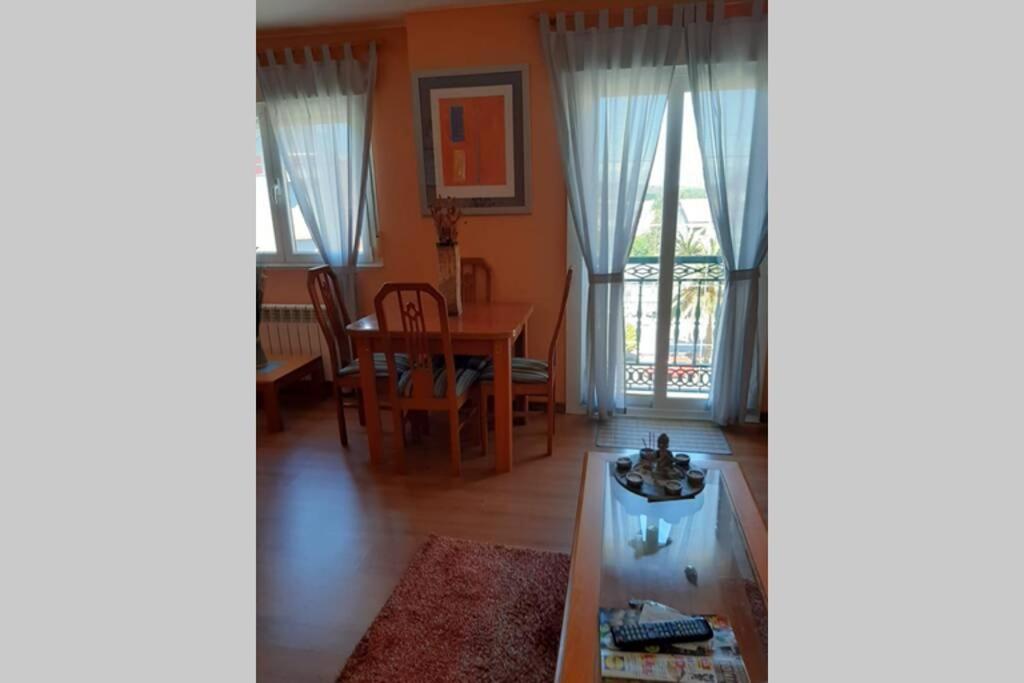 Apartamento En El Centro De Carballo Eksteriør billede